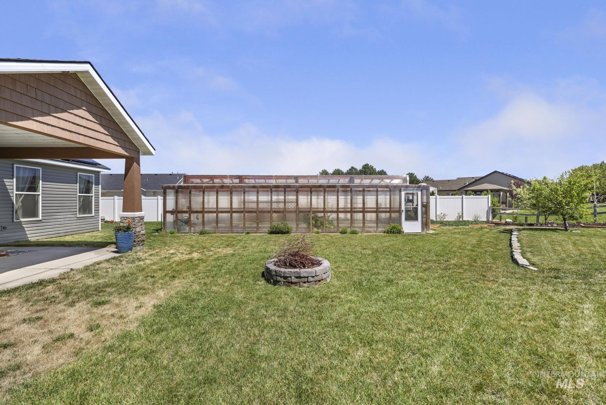 1489 Summer Springs, Buhl, Idaho 83301, 3 Bedrooms, 2 Bathrooms, Residential For Sale, Price $429,900,MLS 98986540