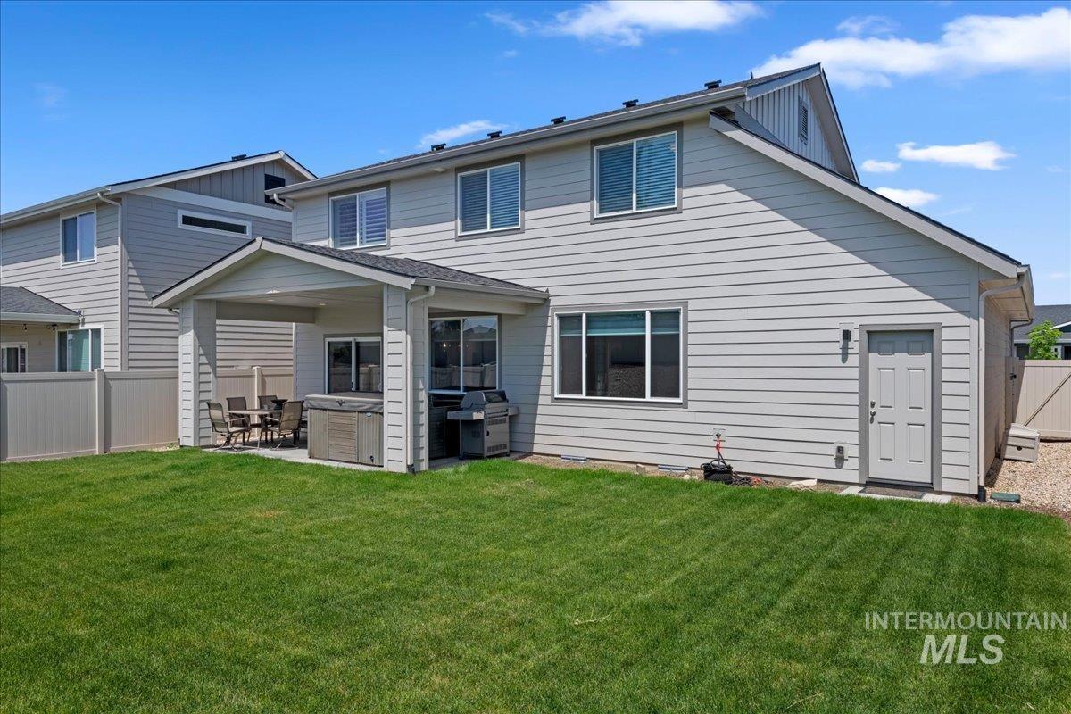 5357 W Riva Capri Street, Meridian, Idaho 83646, 4 Bedrooms, 2.5 Bathrooms, Residential For Sale, Price $549,900, 98986541