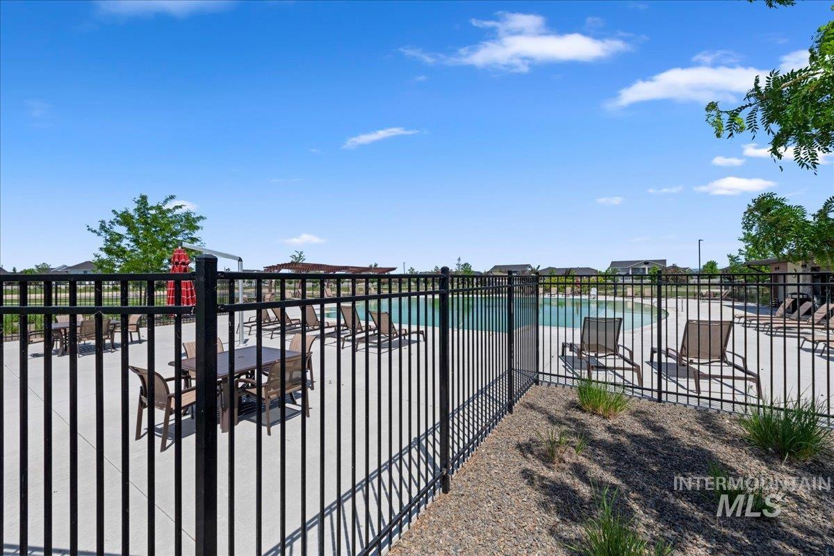 5357 W Riva Capri Street, Meridian, Idaho 83646, 4 Bedrooms, 2.5 Bathrooms, Residential For Sale, Price $549,900, 98986541