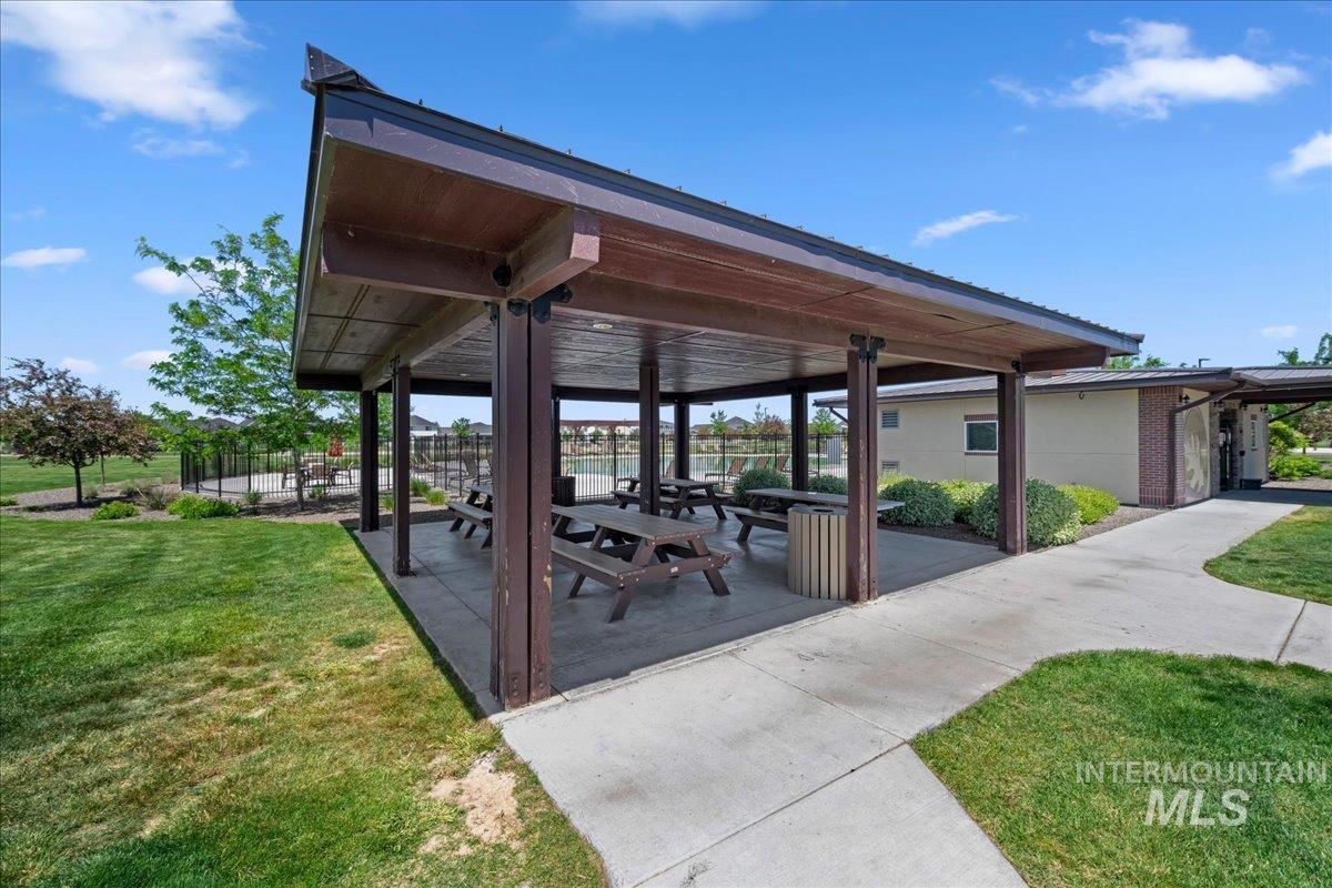 5357 W Riva Capri Street, Meridian, Idaho 83646, 4 Bedrooms, 2.5 Bathrooms, Residential For Sale, Price $549,900, 98986541