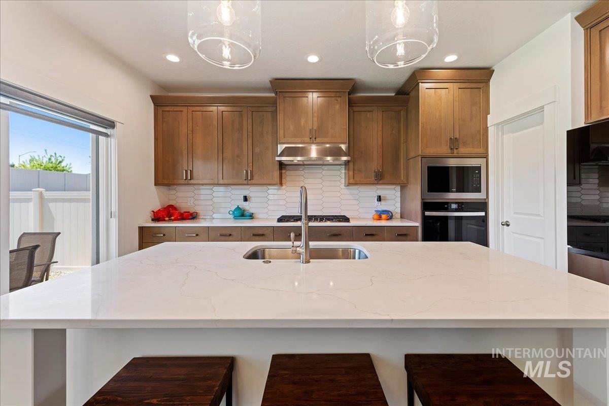 5357 W Riva Capri Street, Meridian, Idaho 83646, 4 Bedrooms, 2.5 Bathrooms, Residential For Sale, Price $549,900, 98986541