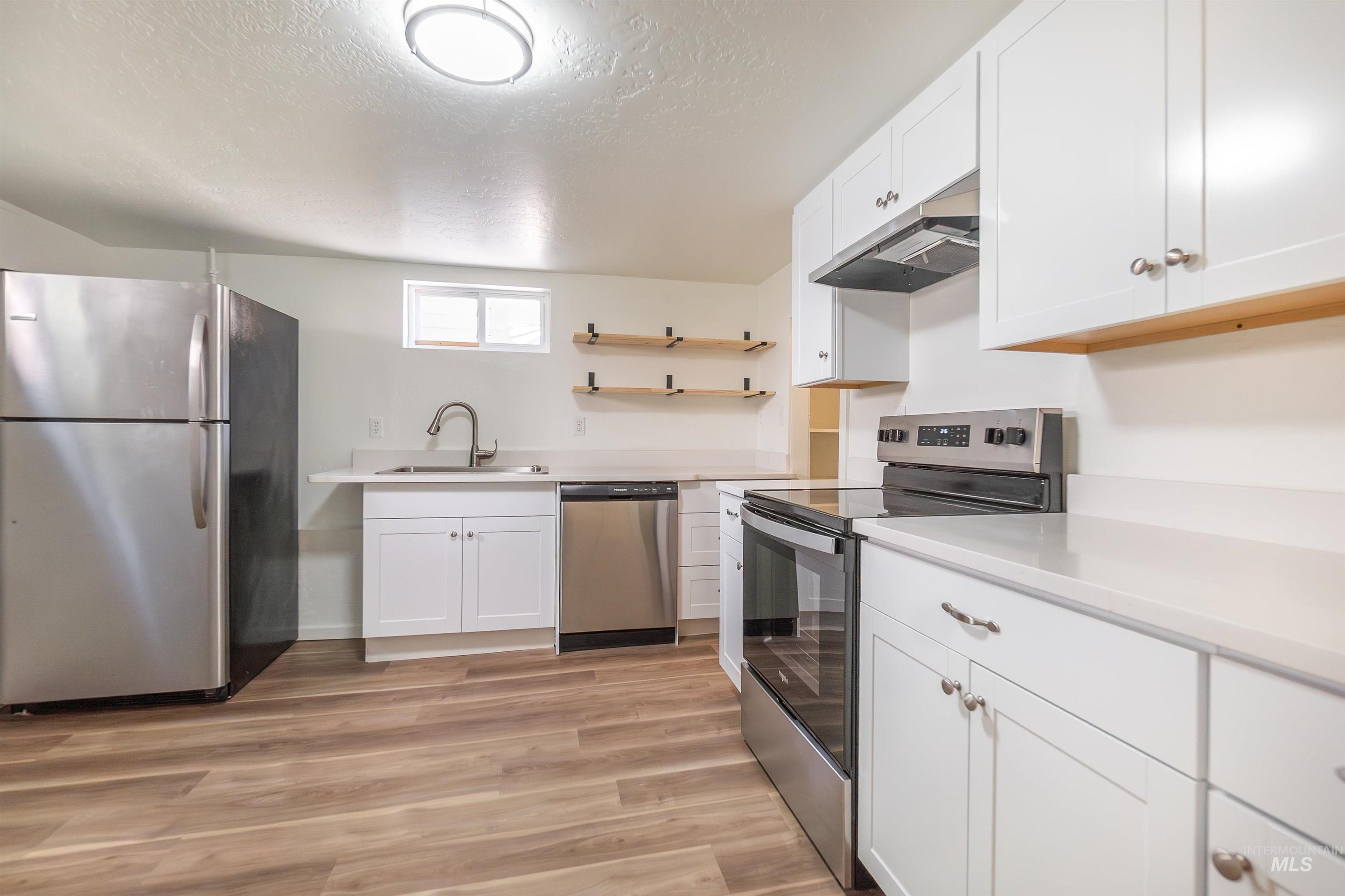 1124 14th Ave S, Nampa, Idaho 83651, 5 Bedrooms, 2 Bathrooms, Residential For Sale, Price $434,999, 98986542