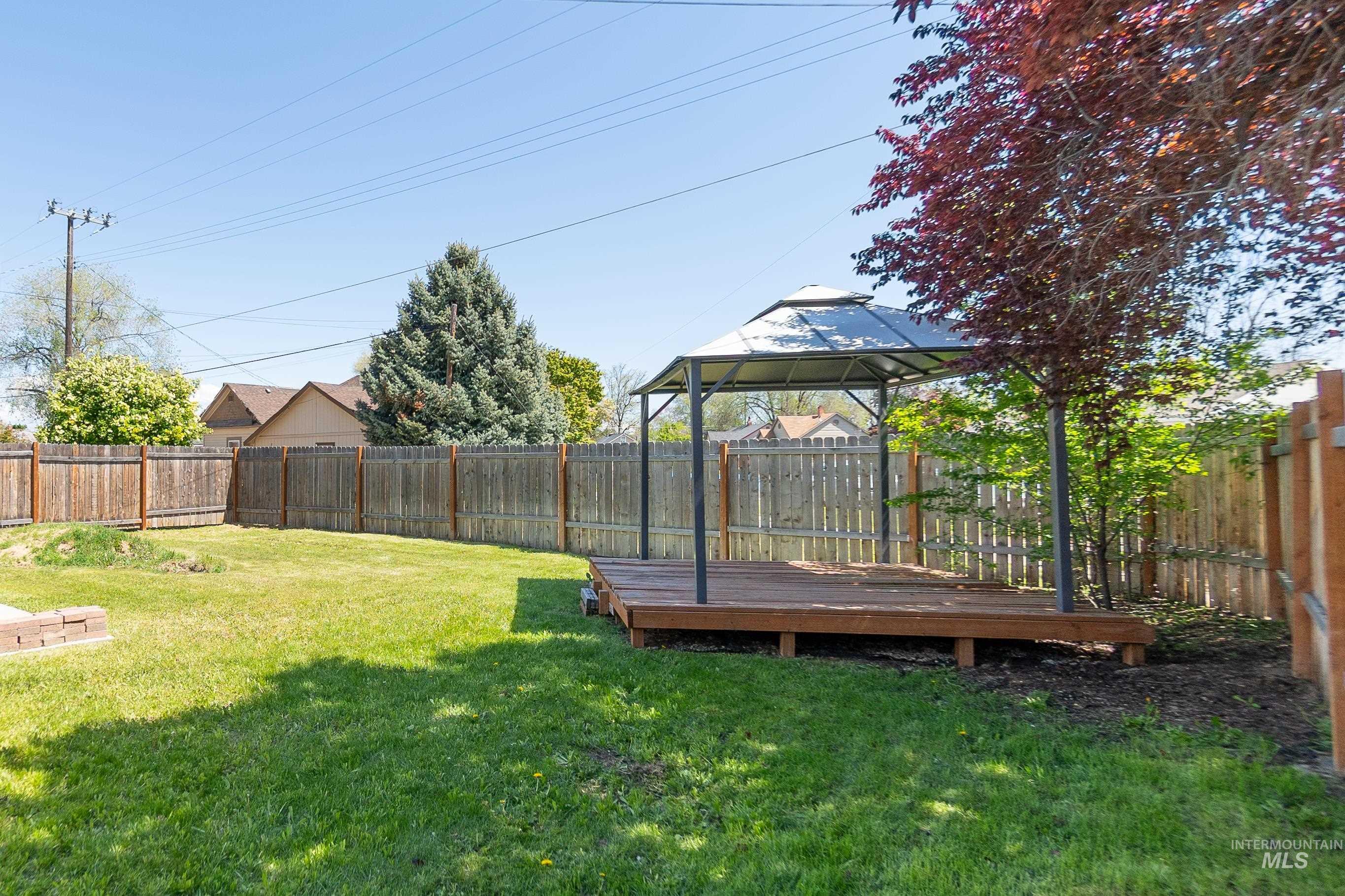 1124 14th Ave S, Nampa, Idaho 83651, 5 Bedrooms, 2 Bathrooms, Residential For Sale, Price $434,999, 98986542