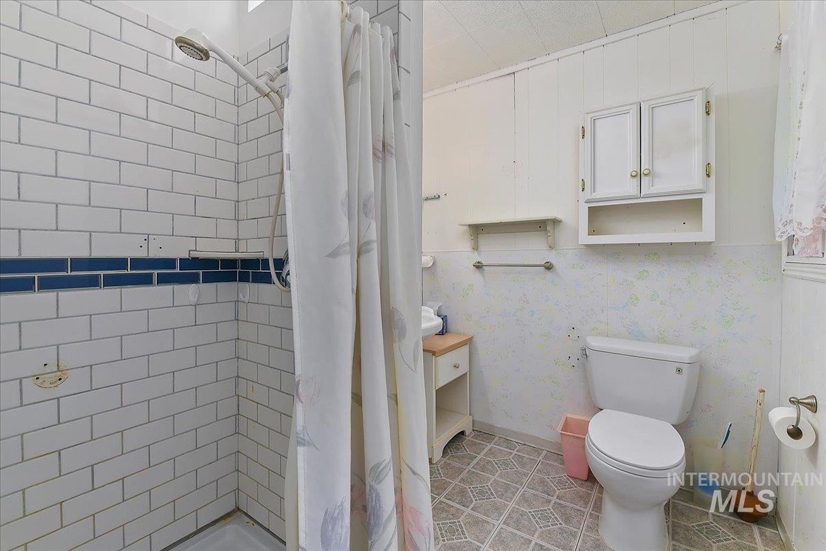 316 E 45th St, Garden City, Idaho 83714, 2 Bedrooms, 2 Bathrooms, Residential For Sale, Price $399,000, 98986545