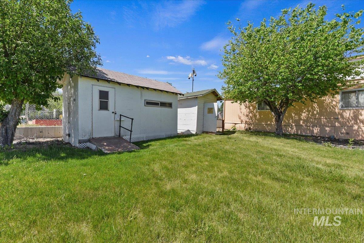 316 E 45th St, Garden City, Idaho 83714, 2 Bedrooms, 2 Bathrooms, Residential For Sale, Price $399,000, 98986545