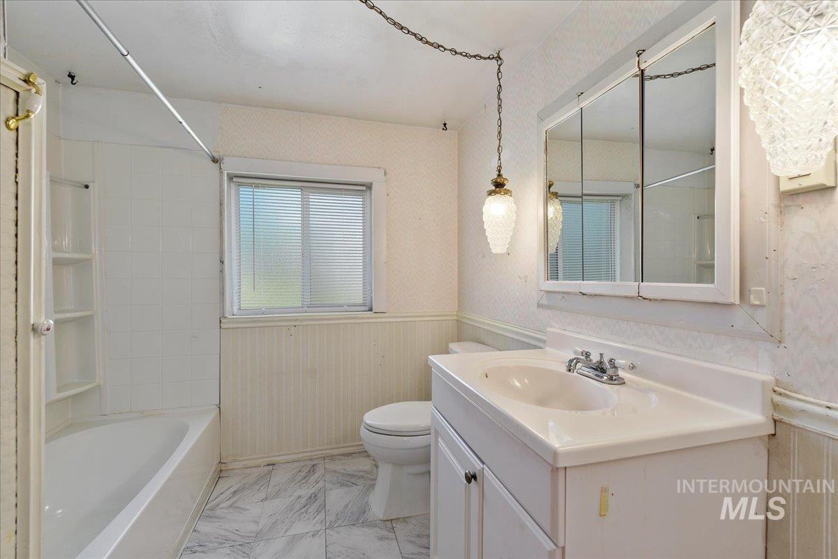 316 E 45th St, Garden City, Idaho 83714, 2 Bedrooms, 2 Bathrooms, Residential For Sale, Price $399,000, 98986545