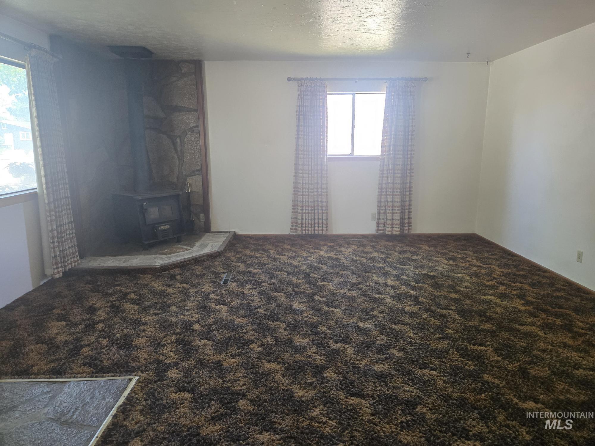 1280 Elm Street, Mountain Home, Idaho 83647, 3 Bedrooms, 2 Bathrooms, Residential For Sale, Price $225,000, 98986547