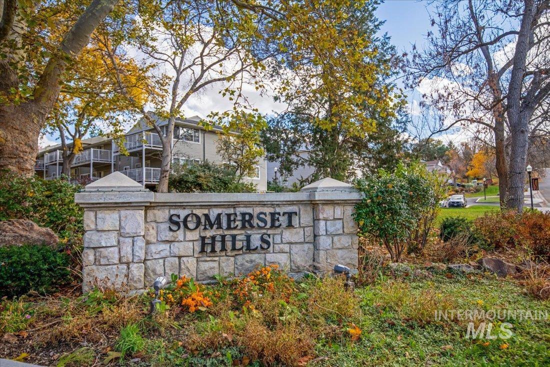 423 W Village Lane, Boise, Idaho 83702, 2 Bedrooms, 1 Bathroom, Residential For Sale, Price $299,900, 98986550