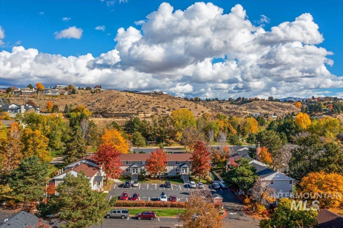 423 W Village Lane, Boise, Idaho 83702, 2 Bedrooms, 1 Bathroom, Residential For Sale, Price $299,900, 98986550