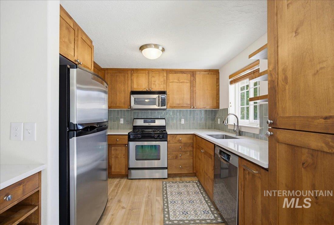 423 W Village Lane, Boise, Idaho 83702, 2 Bedrooms, 1 Bathroom, Residential For Sale, Price $299,900, 98986550