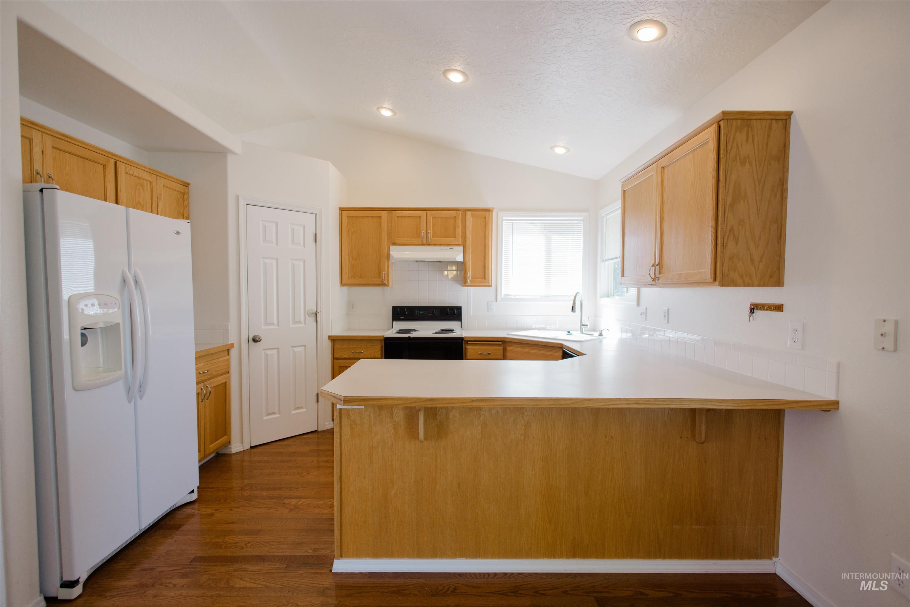 1550 Targhee, Mountain Home, Idaho 83647, 4 Bedrooms, 3 Bathrooms, Residential For Sale, Price $390,000,MLS 98986558