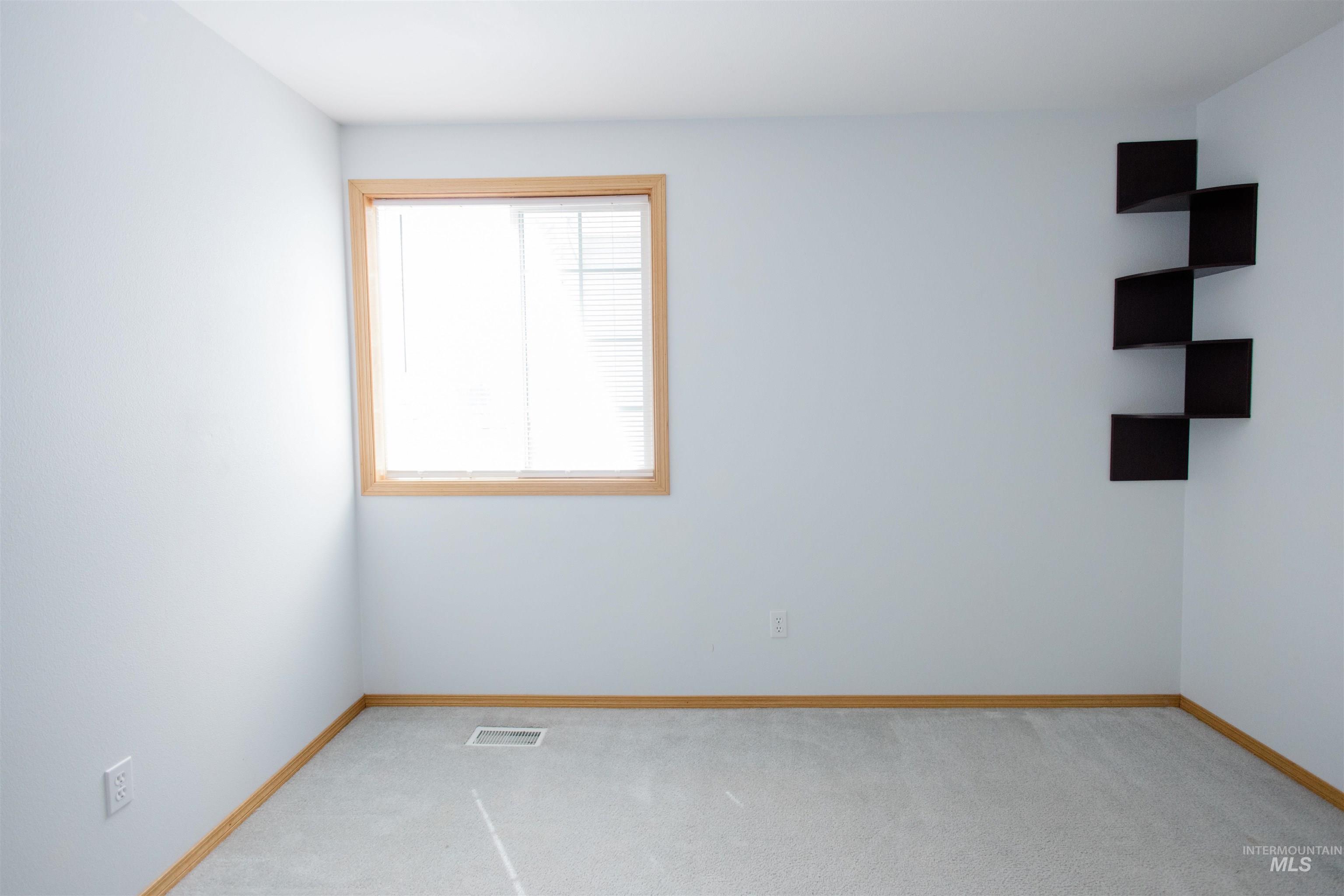 1550 Targhee, Mountain Home, Idaho 83647, 4 Bedrooms, 3 Bathrooms, Residential For Sale, Price $390,000,MLS 98986558