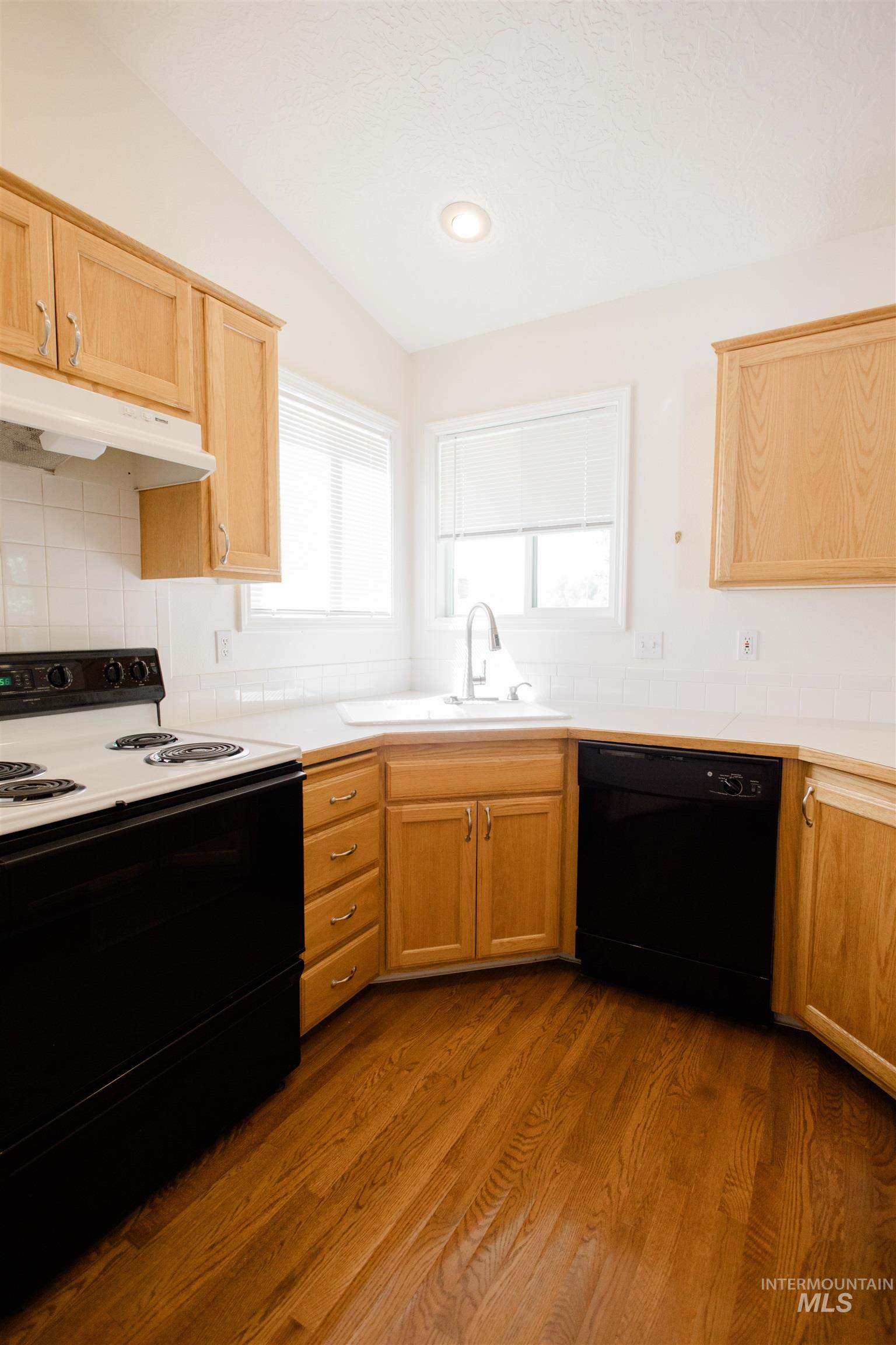 1550 Targhee, Mountain Home, Idaho 83647, 4 Bedrooms, 3 Bathrooms, Residential For Sale, Price $390,000,MLS 98986558