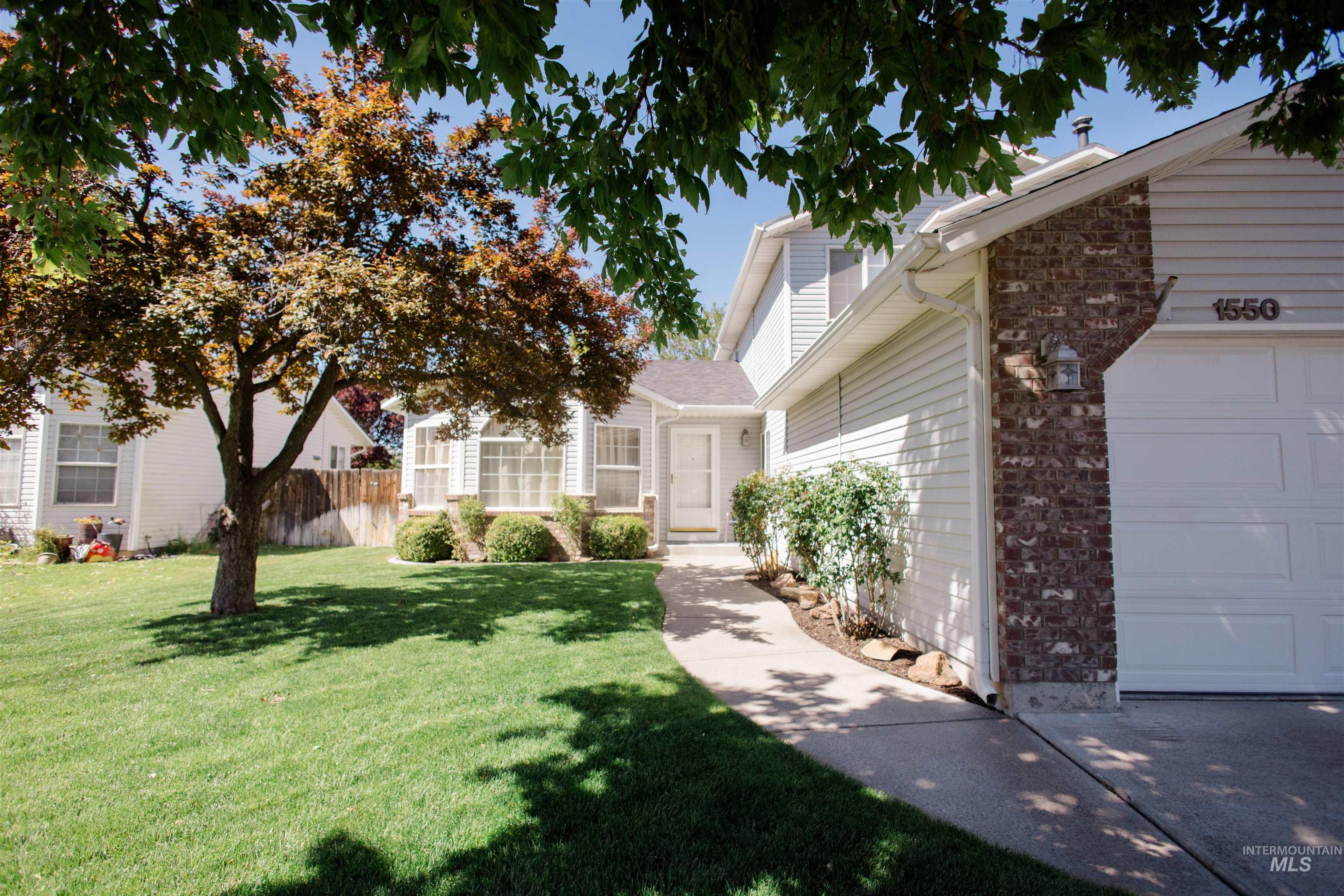 1550 Targhee, Mountain Home, Idaho 83647, 4 Bedrooms, 3 Bathrooms, Residential For Sale, Price $390,000,MLS 98986558
