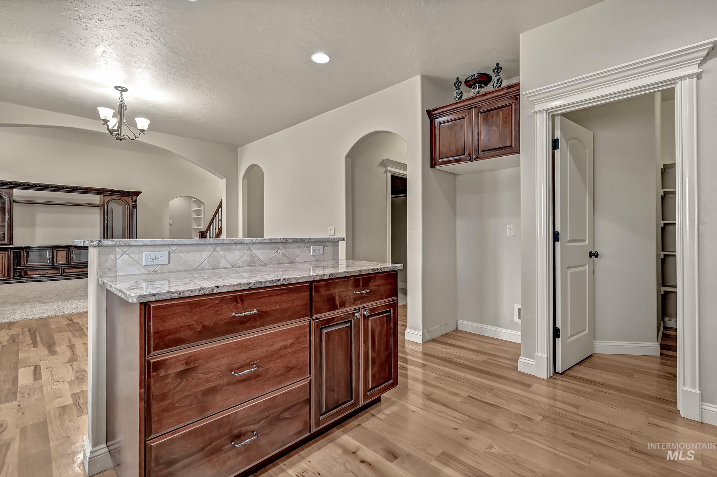 11522 W Tioga Ct, Boise, Idaho 83709, 5 Bedrooms, 3 Bathrooms, Residential For Sale, Price $695,000, 98986562