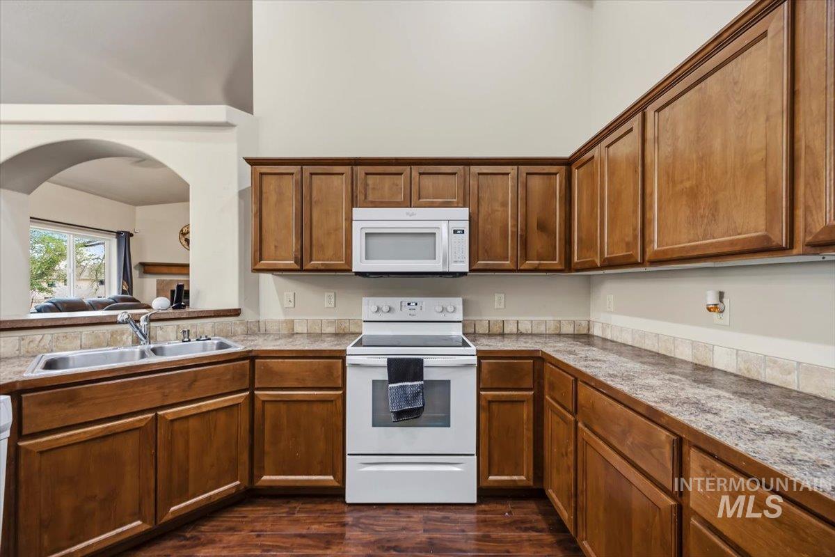 609 Glen Eagle Dr, Jerome, Idaho 83338, 4 Bedrooms, 2 Bathrooms, Residential For Sale, Price $434,900, 98986563