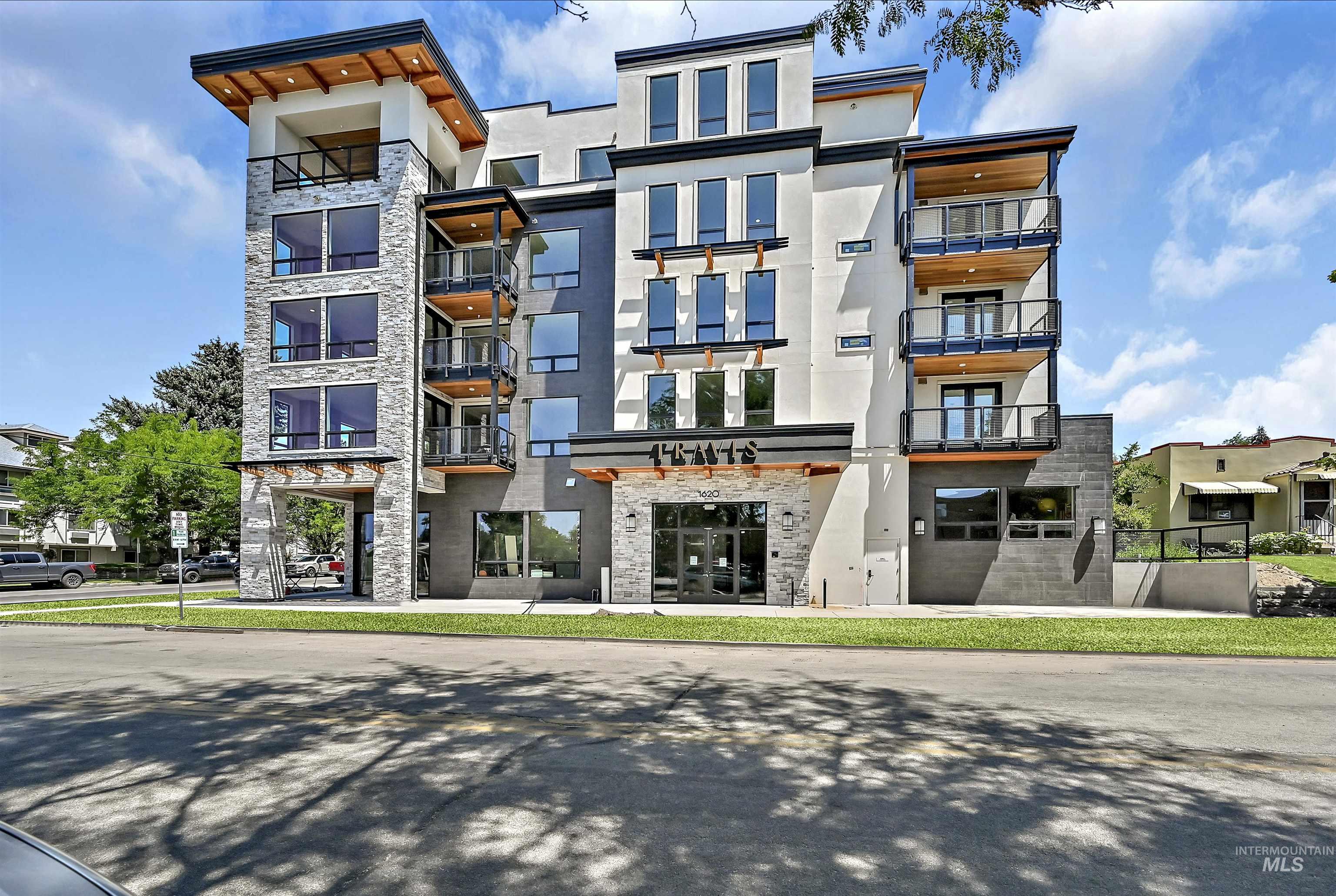 1620 W Bannock St, Boise, Idaho 83702, 1 Bedroom, 1 Bathroom, Residential For Sale, Price $549,900, 98986567