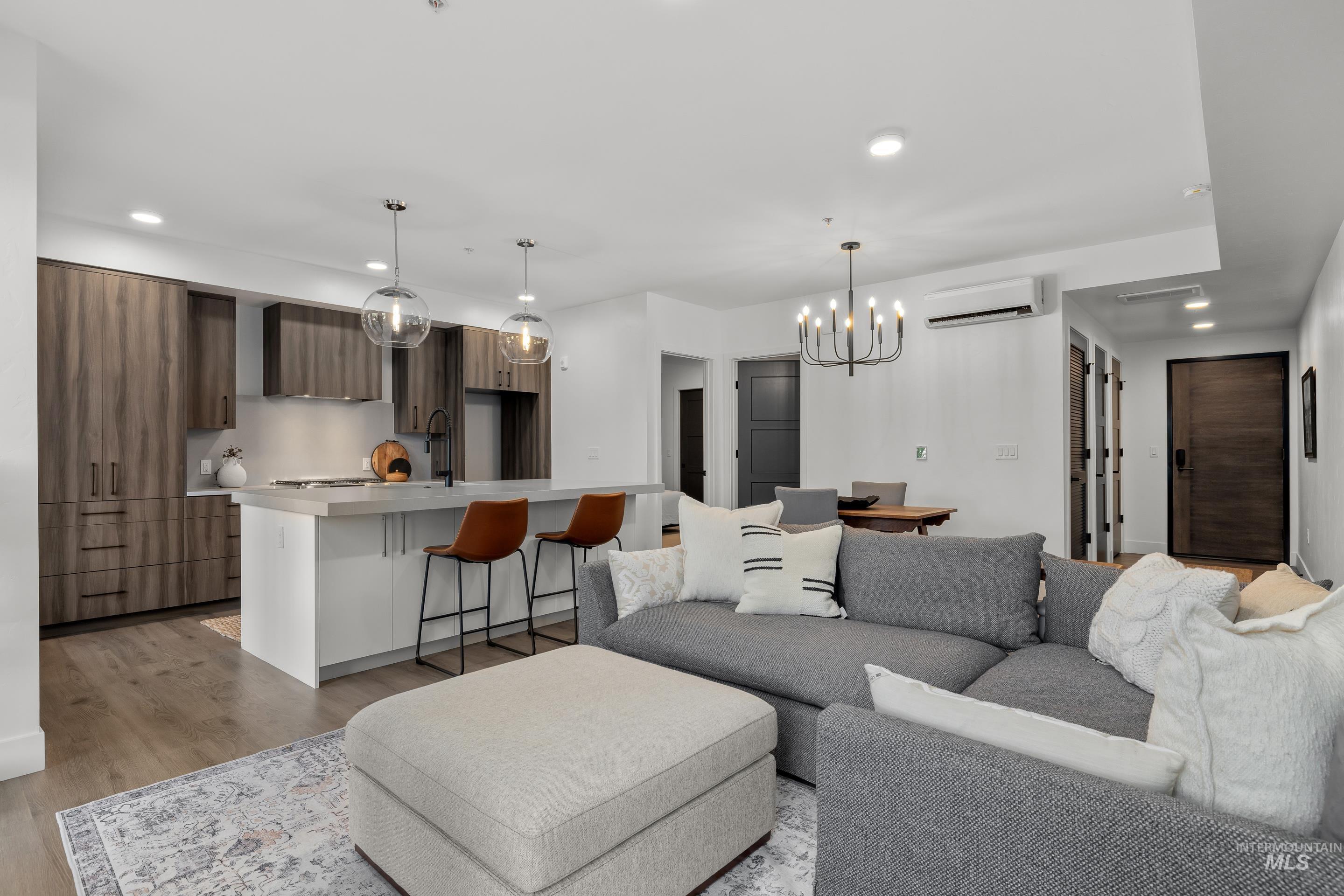 1620 W Bannock St, Boise, Idaho 83702, 1 Bedroom, 1 Bathroom, Residential For Sale, Price $549,900, 98986567