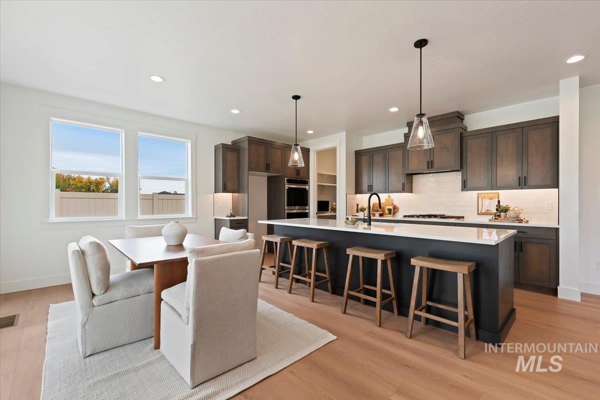 10543 W Mizzle Drive, Star, Idaho 83669, 4 Bedrooms, 2.5 Bathrooms, Residential For Sale, Price $749,900, 98986568