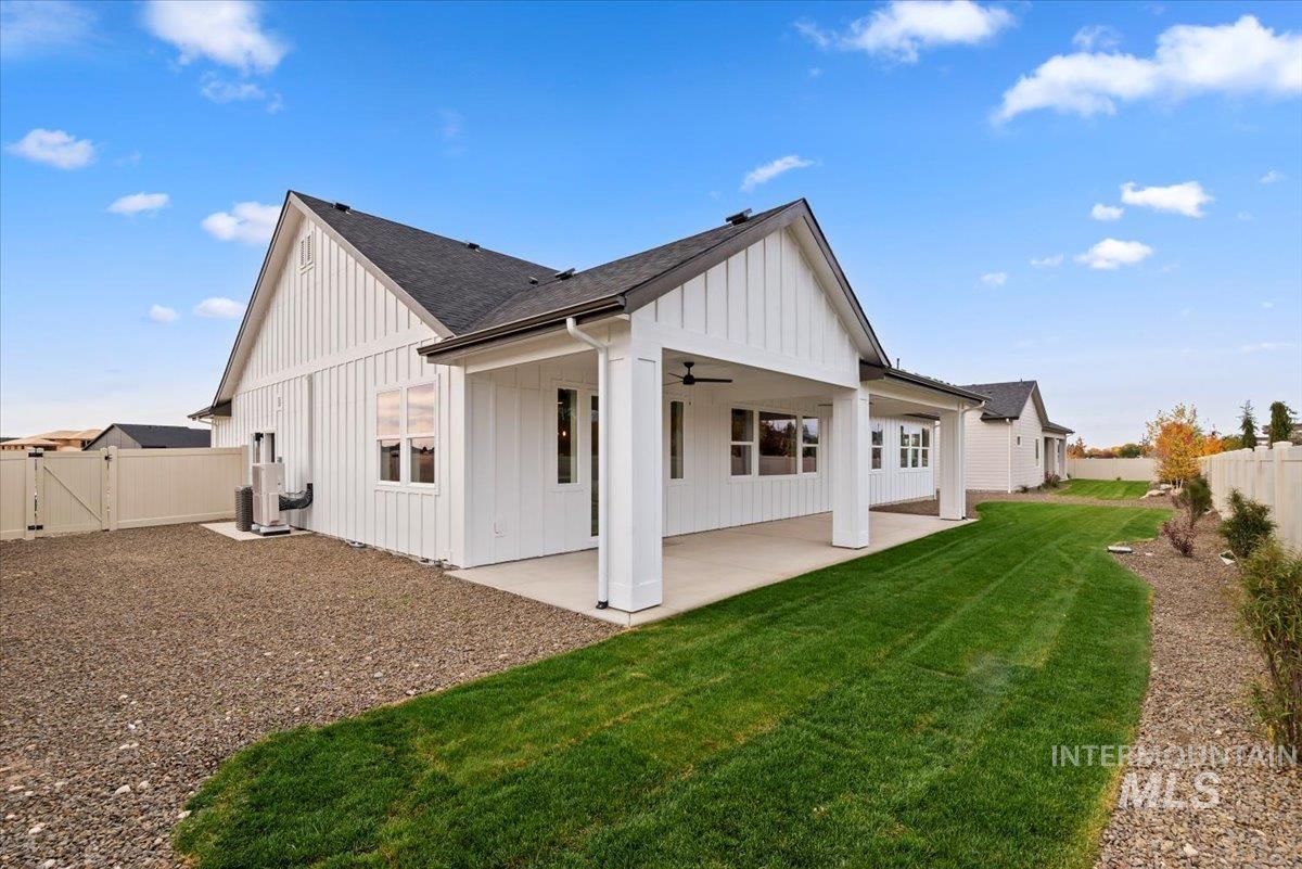 10543 W Mizzle Drive, Star, Idaho 83669, 4 Bedrooms, 2.5 Bathrooms, Residential For Sale, Price $749,900, 98986568