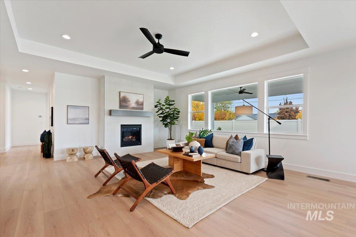 10543 W Mizzle Drive, Star, Idaho 83669, 4 Bedrooms, 2.5 Bathrooms, Residential For Sale, Price $749,900, 98986568