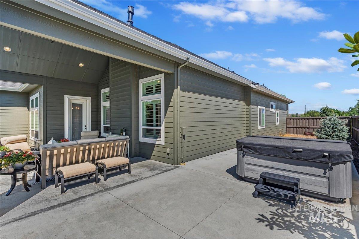 5001 W Tia Inez St., Eagle, Idaho 83616, 3 Bedrooms, 2.5 Bathrooms, Residential For Sale, Price $1,049,000, 98986569