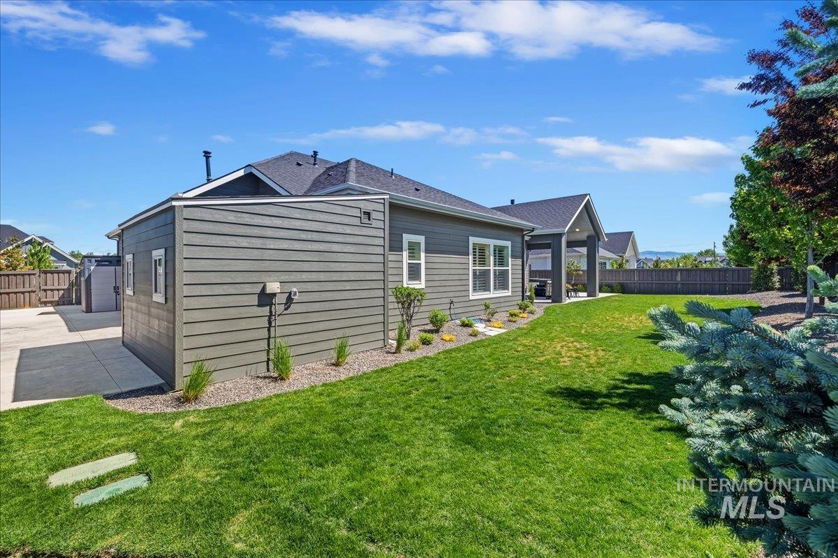5001 W Tia Inez St., Eagle, Idaho 83616, 3 Bedrooms, 2.5 Bathrooms, Residential For Sale, Price $1,049,000, 98986569