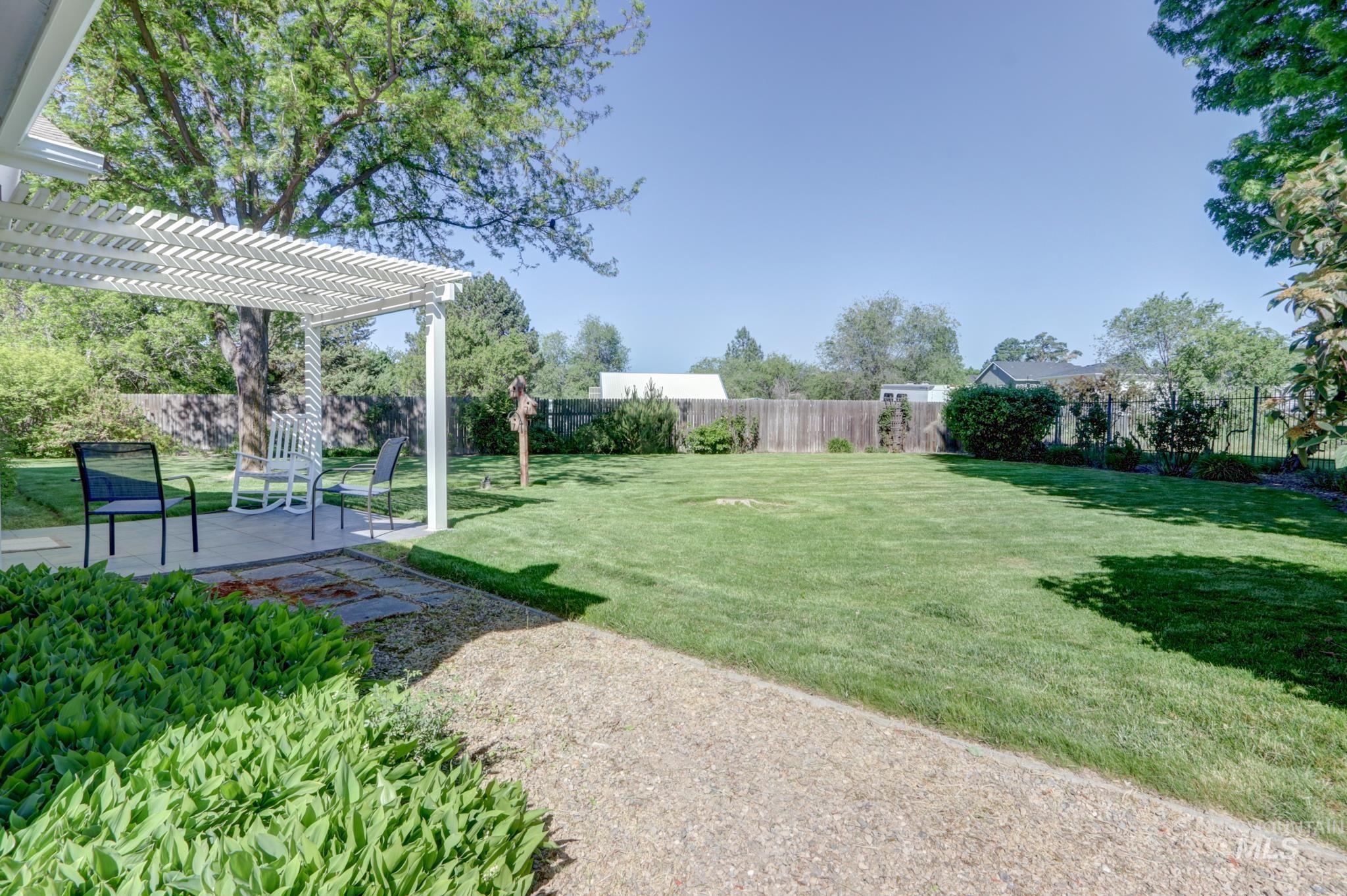 9610 W Ben St, Boise, Idaho 83714, 3 Bedrooms, 2 Bathrooms, Residential For Sale, Price $470,000, 98986573