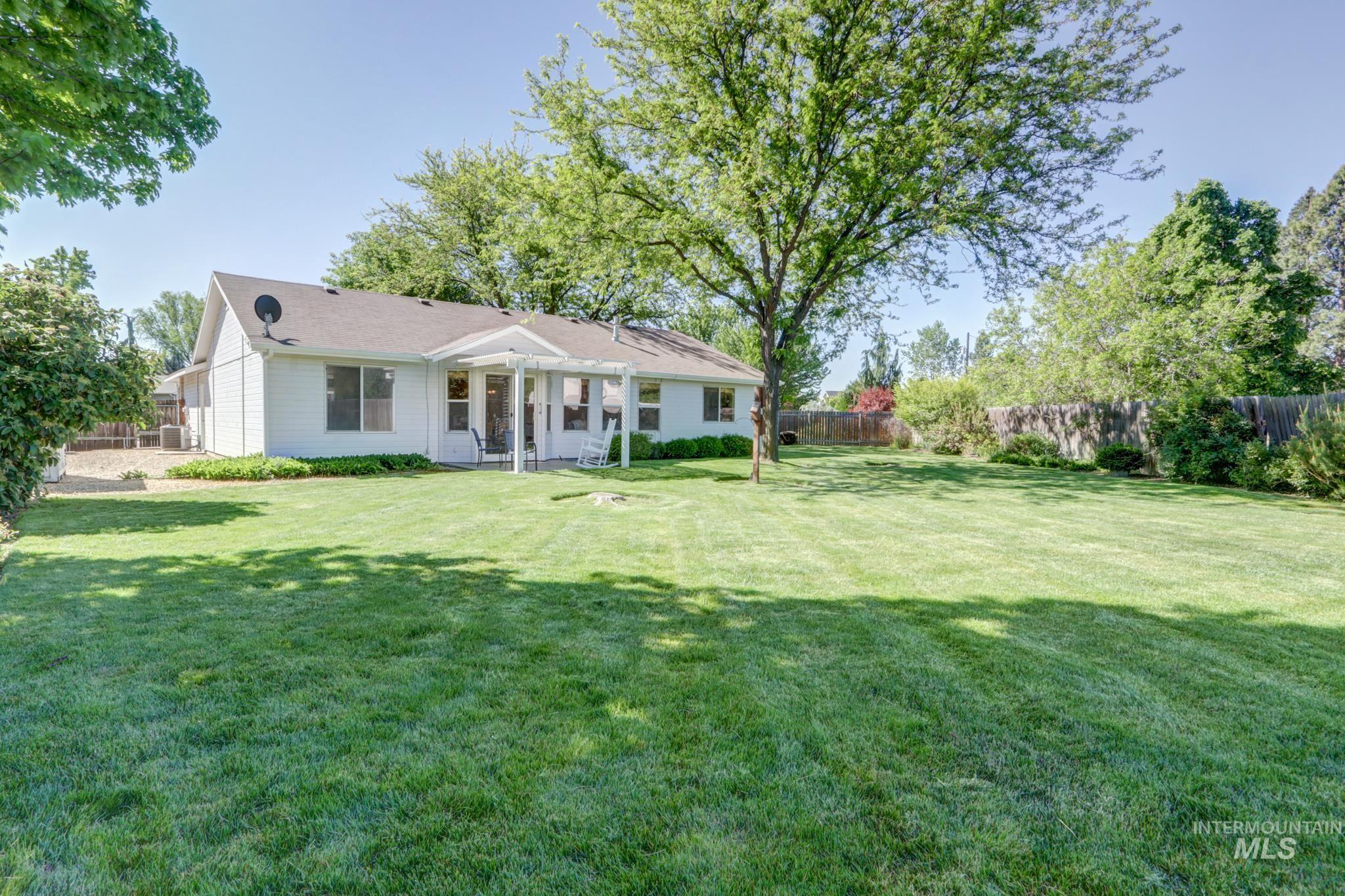9610 W Ben St, Boise, Idaho 83714, 3 Bedrooms, 2 Bathrooms, Residential For Sale, Price $470,000, 98986573