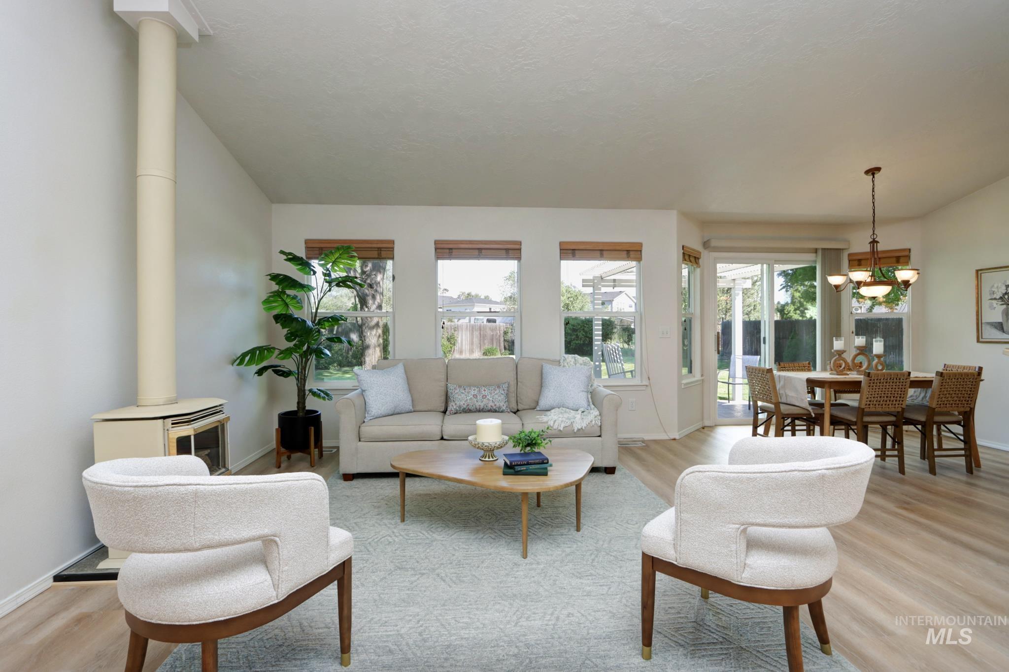 9610 W Ben St, Boise, Idaho 83714, 3 Bedrooms, 2 Bathrooms, Residential For Sale, Price $470,000, 98986573