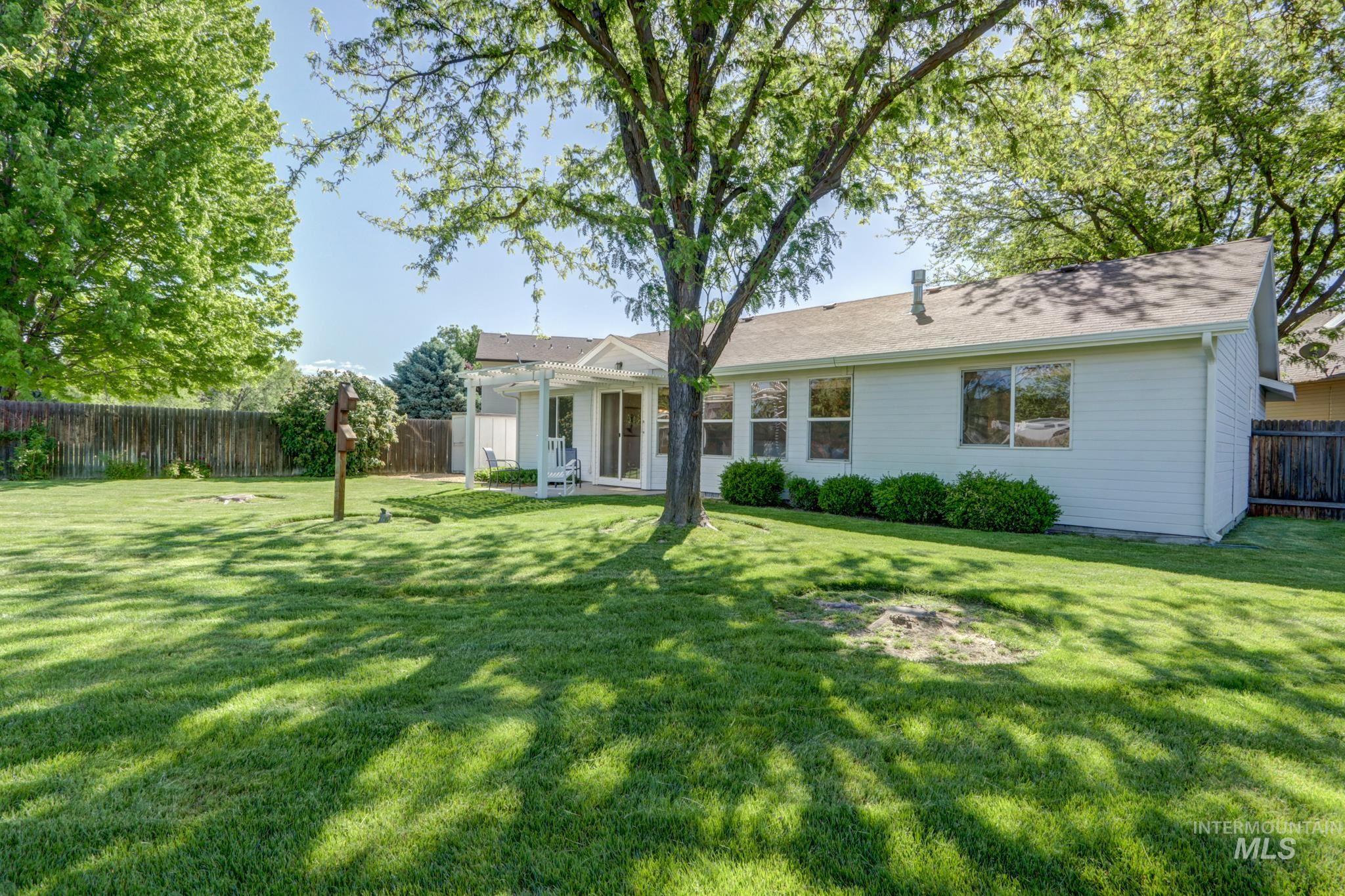 9610 W Ben St, Boise, Idaho 83714, 3 Bedrooms, 2 Bathrooms, Residential For Sale, Price $470,000, 98986573