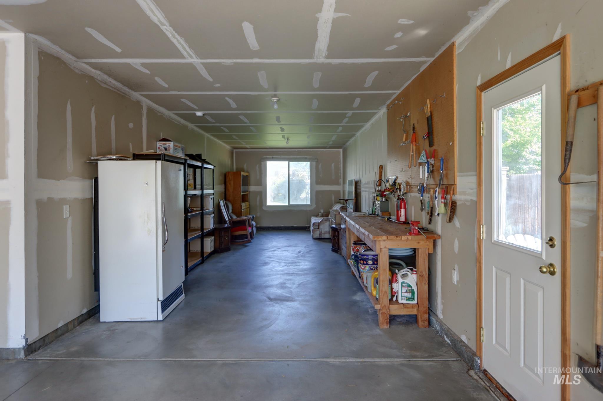 9610 W Ben St, Boise, Idaho 83714, 3 Bedrooms, 2 Bathrooms, Residential For Sale, Price $470,000, 98986573