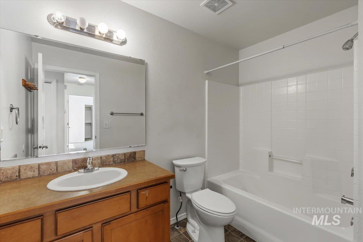 18200 Calico, Nampa, Idaho 83687, 3 Bedrooms, 2 Bathrooms, Residential For Sale, Price $349,900, 98986574