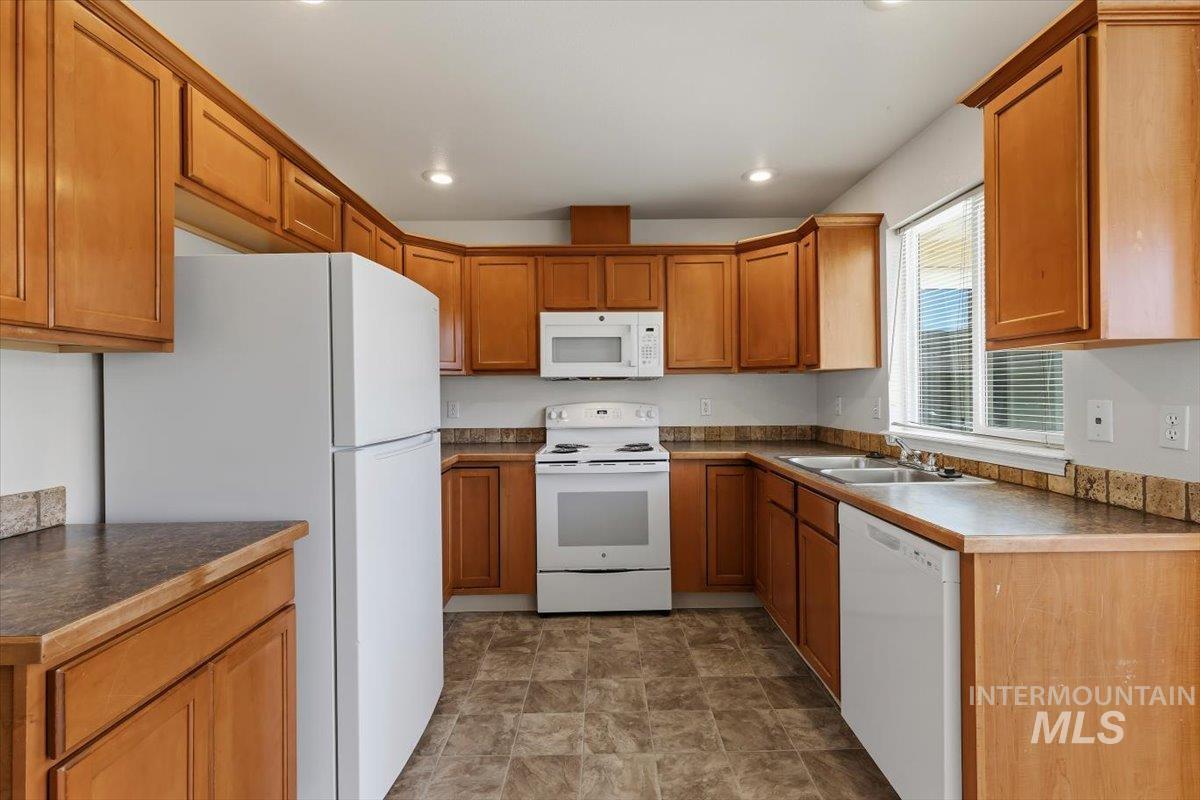 18200 Calico, Nampa, Idaho 83687, 3 Bedrooms, 2 Bathrooms, Residential For Sale, Price $349,900, 98986574