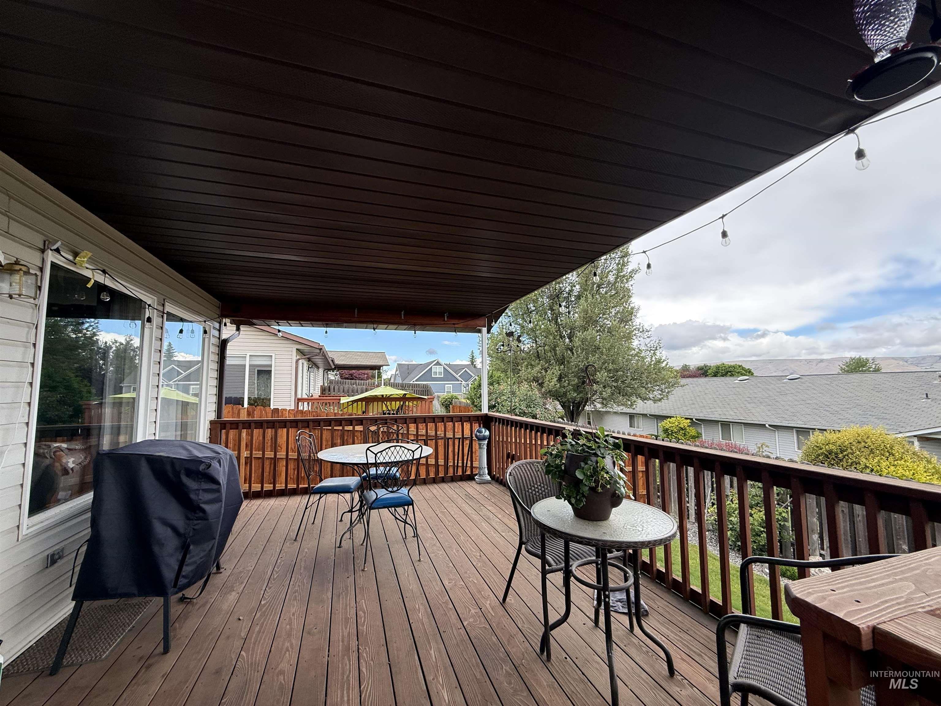 931 Stewart Avenue, Lewiston, Idaho 83501, 2 Bedrooms, 2 Bathrooms, Residential For Sale, Price $325,000,MLS 98986575