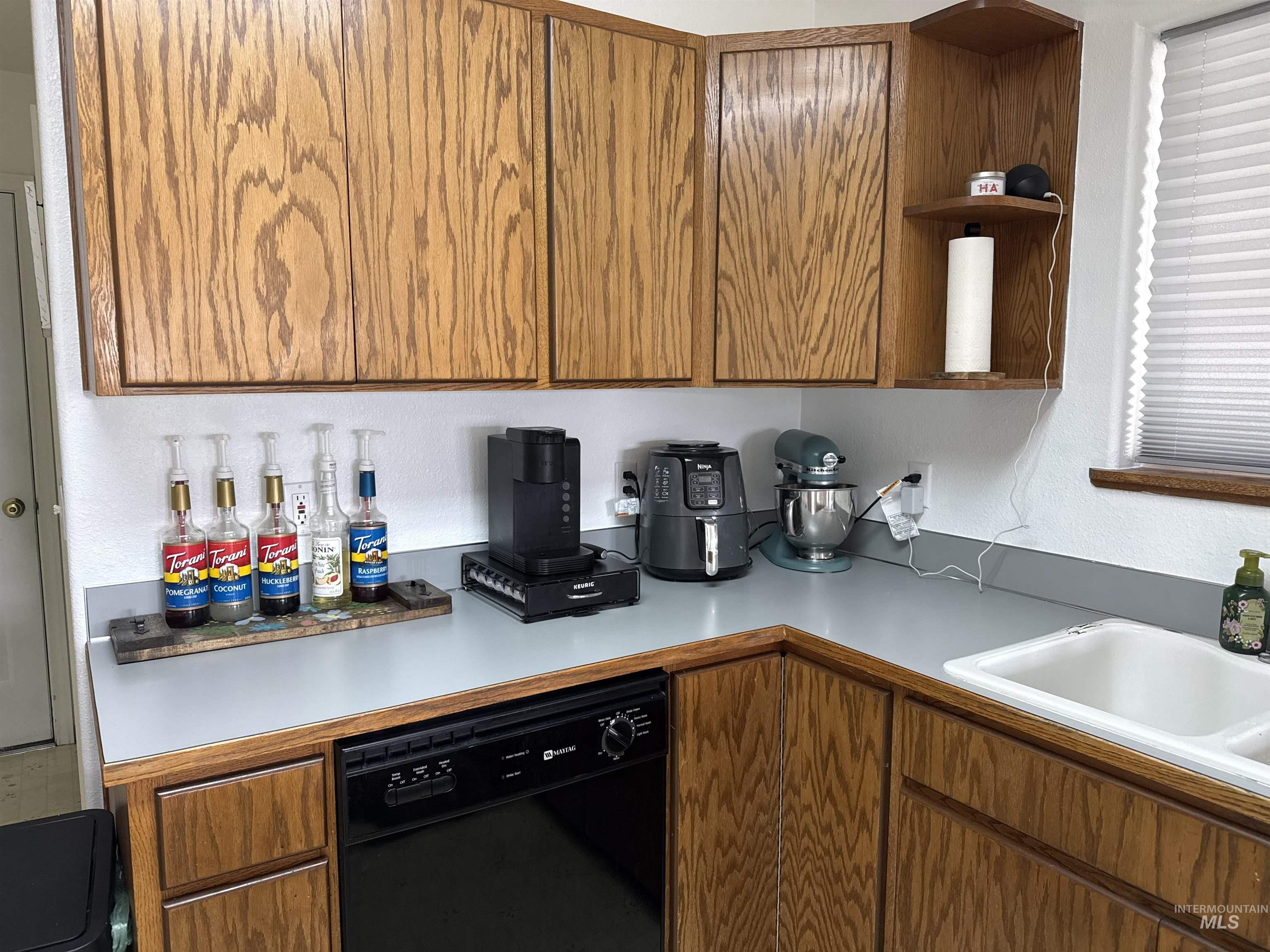 931 Stewart Avenue, Lewiston, Idaho 83501, 2 Bedrooms, 2 Bathrooms, Residential For Sale, Price $325,000,MLS 98986575