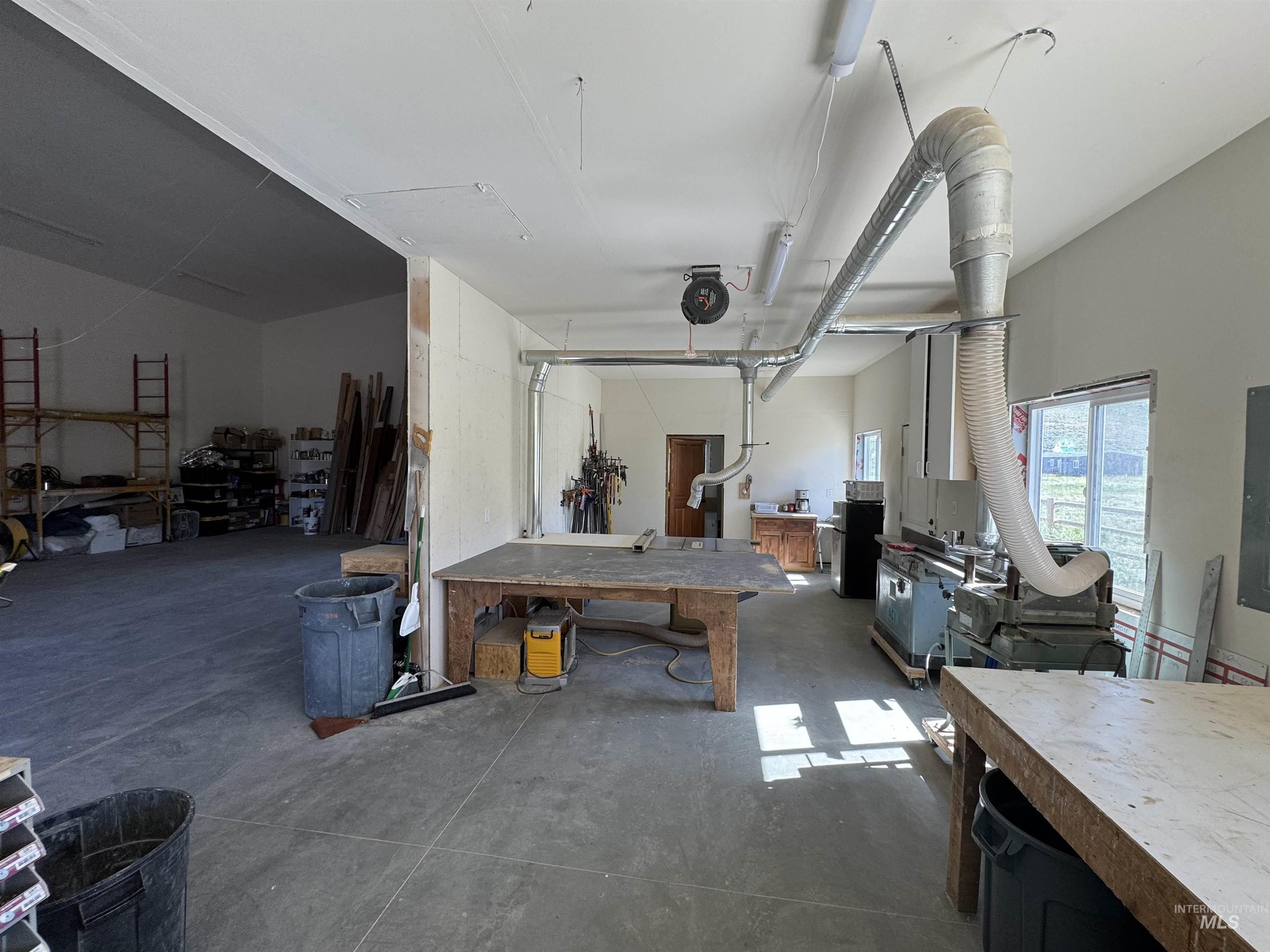 159 E Foothill Drive, Carey, Idaho 83320, 2 Bedrooms, 1 Bathroom, Farm & Ranch For Sale, Price $780,000,MLS 98986577