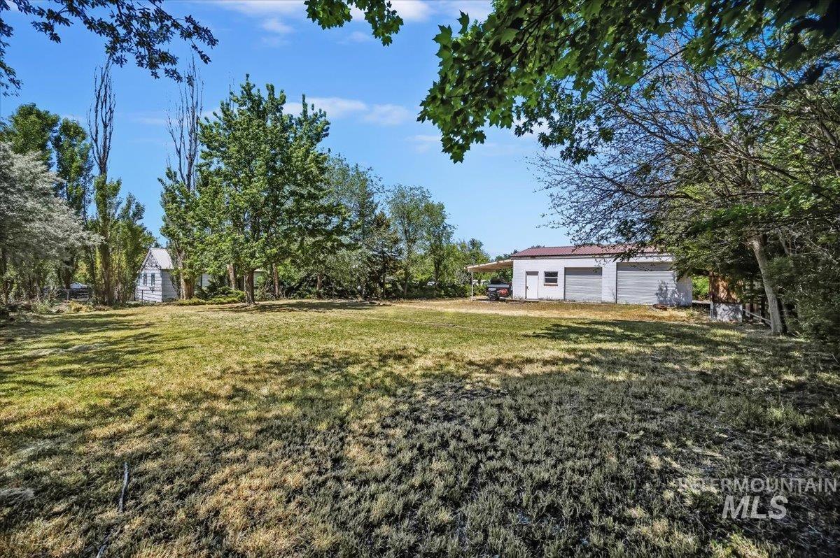 210 Hagerman Ave E, Hagerman, Idaho 83332, 2 Bedrooms, 1 Bathroom, Residential For Sale, Price $180,000, 98986578