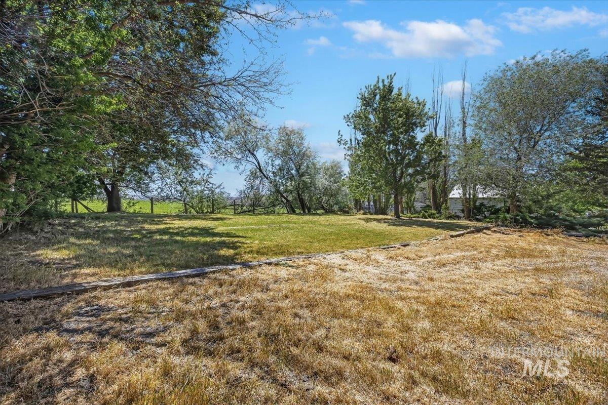 210 Hagerman Ave E, Hagerman, Idaho 83332, 2 Bedrooms, 1 Bathroom, Residential For Sale, Price $180,000, 98986578