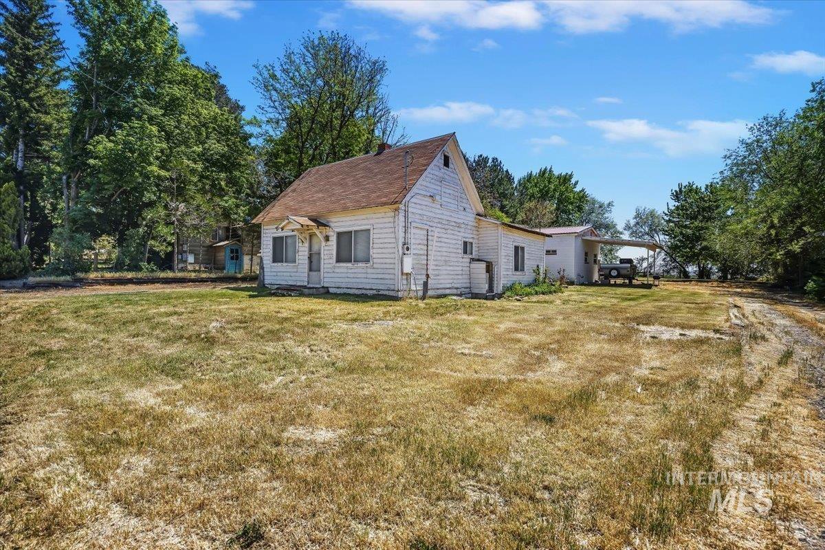 210 Hagerman Ave E, Hagerman, Idaho 83332, 2 Bedrooms, 1 Bathroom, Residential For Sale, Price $180,000, 98986578