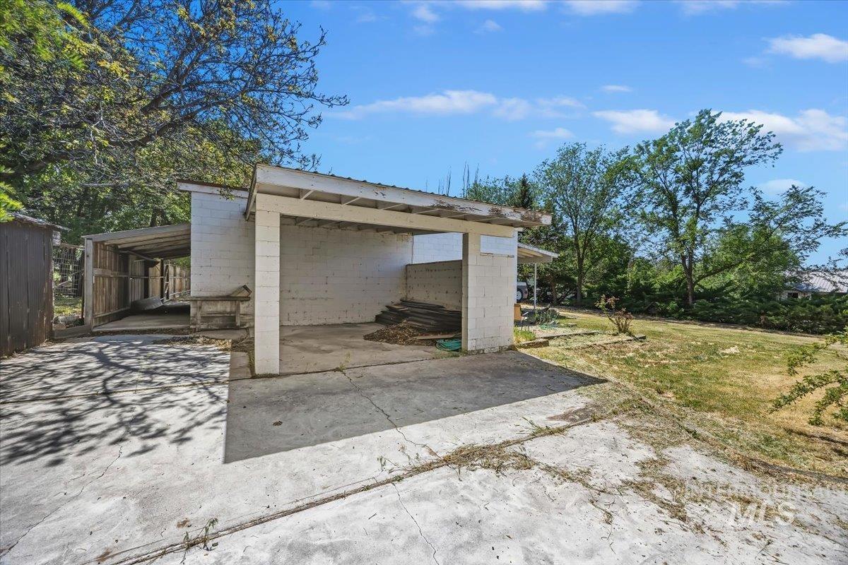 210 Hagerman Ave E, Hagerman, Idaho 83332, 2 Bedrooms, 1 Bathroom, Residential For Sale, Price $180,000, 98986578
