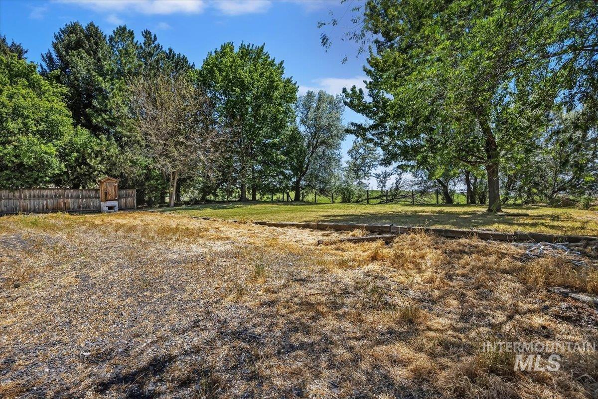 210 Hagerman Ave E, Hagerman, Idaho 83332, 2 Bedrooms, 1 Bathroom, Residential For Sale, Price $180,000, 98986578