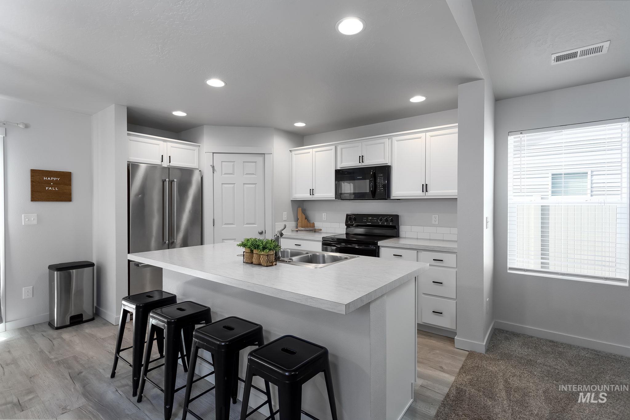 12771 Carkhill, Caldwell, Idaho 83607-5905, 3 Bedrooms, 2 Bathrooms, Residential For Sale, Price $389,900, 98986579