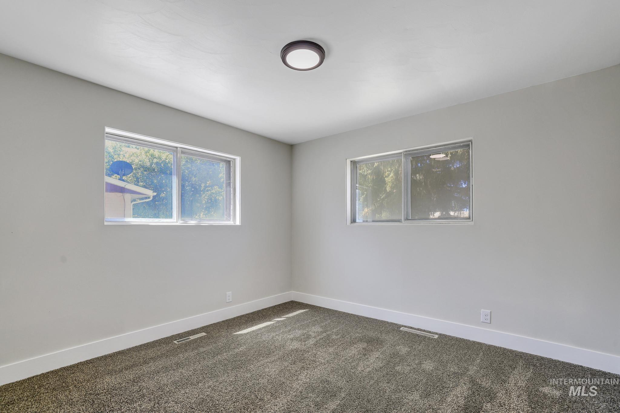 612 Highland Rd, Jerome, Idaho 83338, 4 Bedrooms, 2 Bathrooms, Residential For Sale, Price $374,900, 98986580