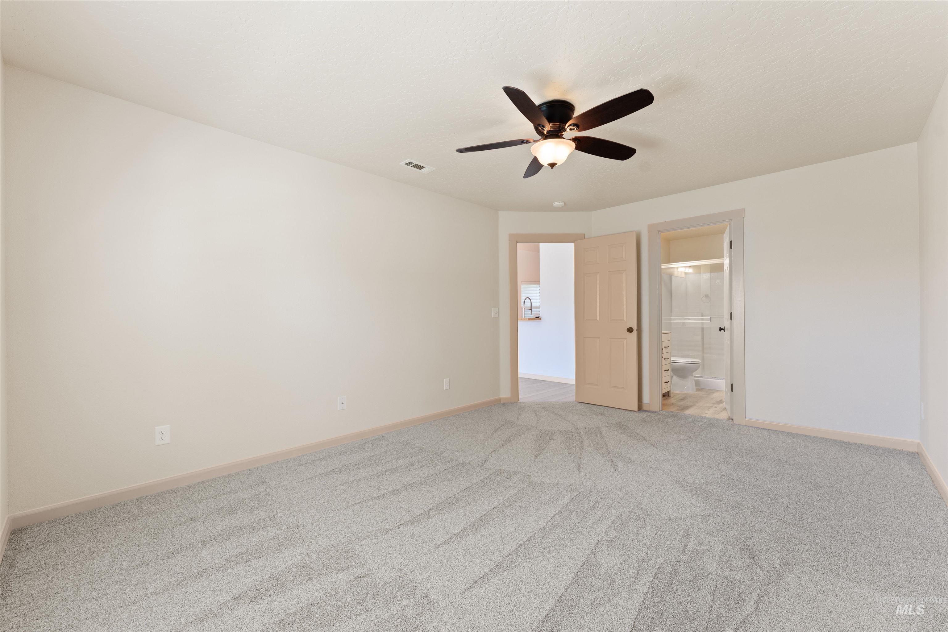 257 E Havasupai St., Meridian, Idaho 83646-6021, 3 Bedrooms, 2 Bathrooms, Residential For Sale, Price $435,000, 98986584