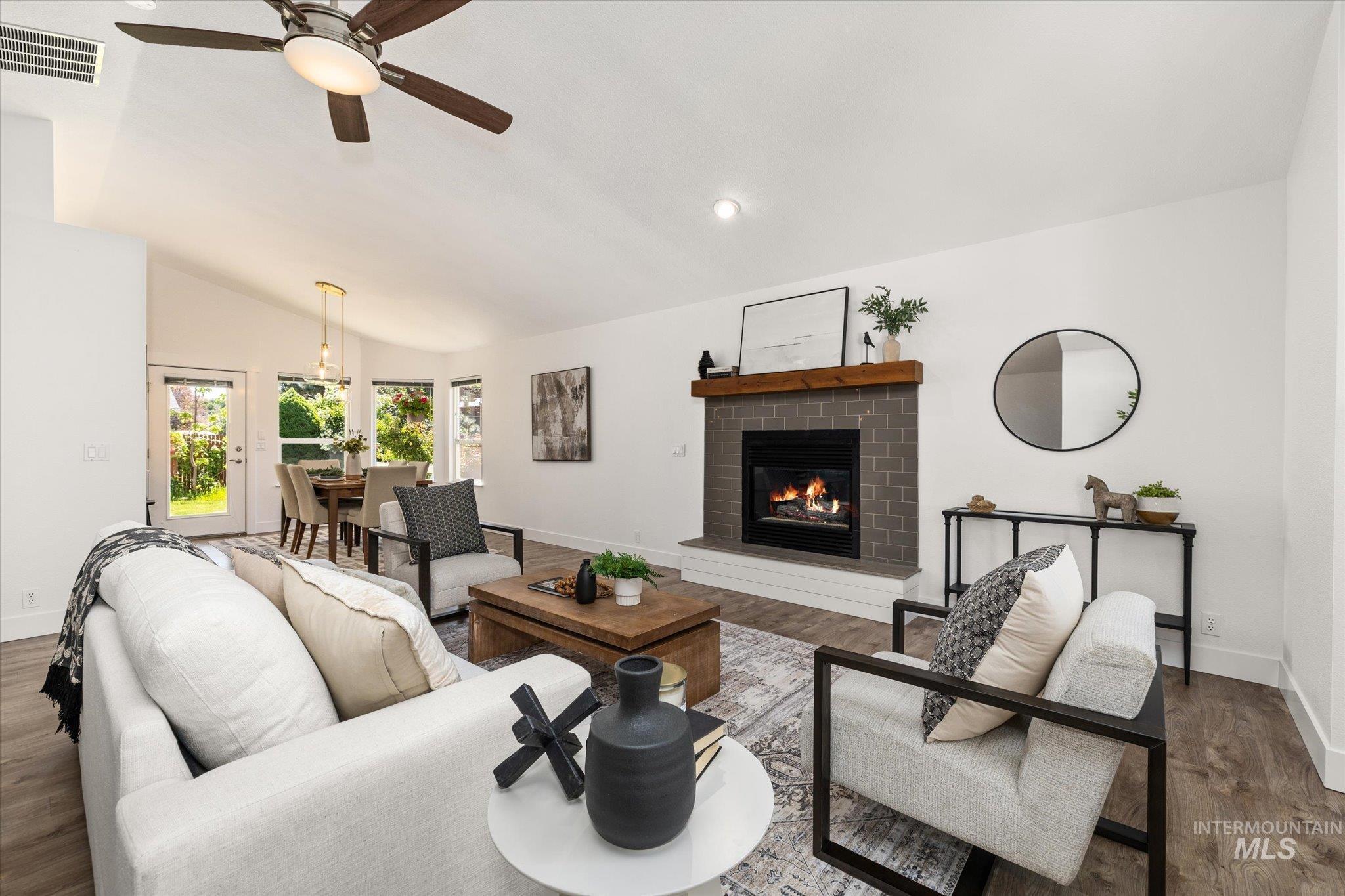 5246 N Hertford Way, Boise, Idaho 83714, 3 Bedrooms, 2 Bathrooms, Residential For Sale, Price $569,900, 98986586