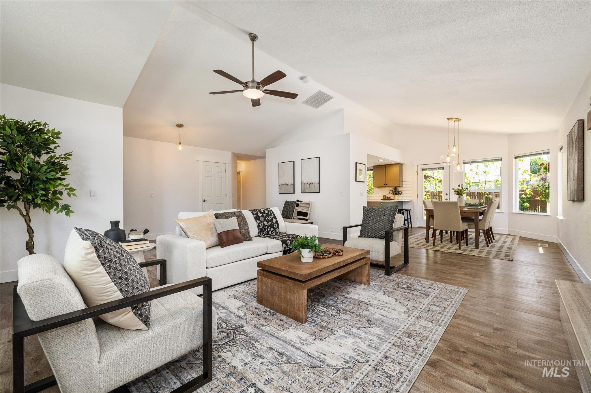 5246 N Hertford Way, Boise, Idaho 83714, 3 Bedrooms, 2 Bathrooms, Residential For Sale, Price $569,900, 98986586