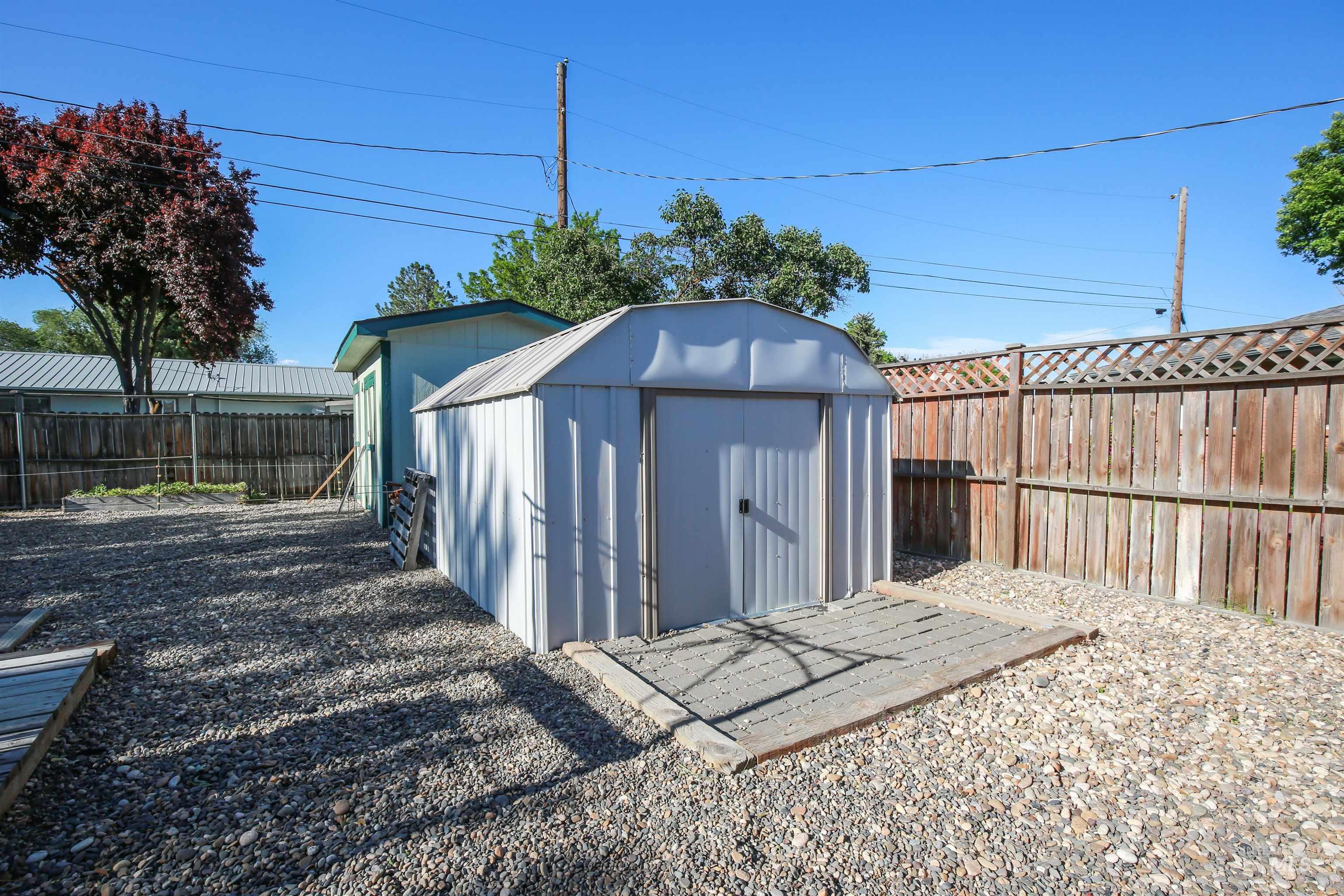 240 Park Drive, Weiser, Idaho 83672, 3 Bedrooms, 1 Bathroom, Residential For Sale, Price $325,000, 98986588