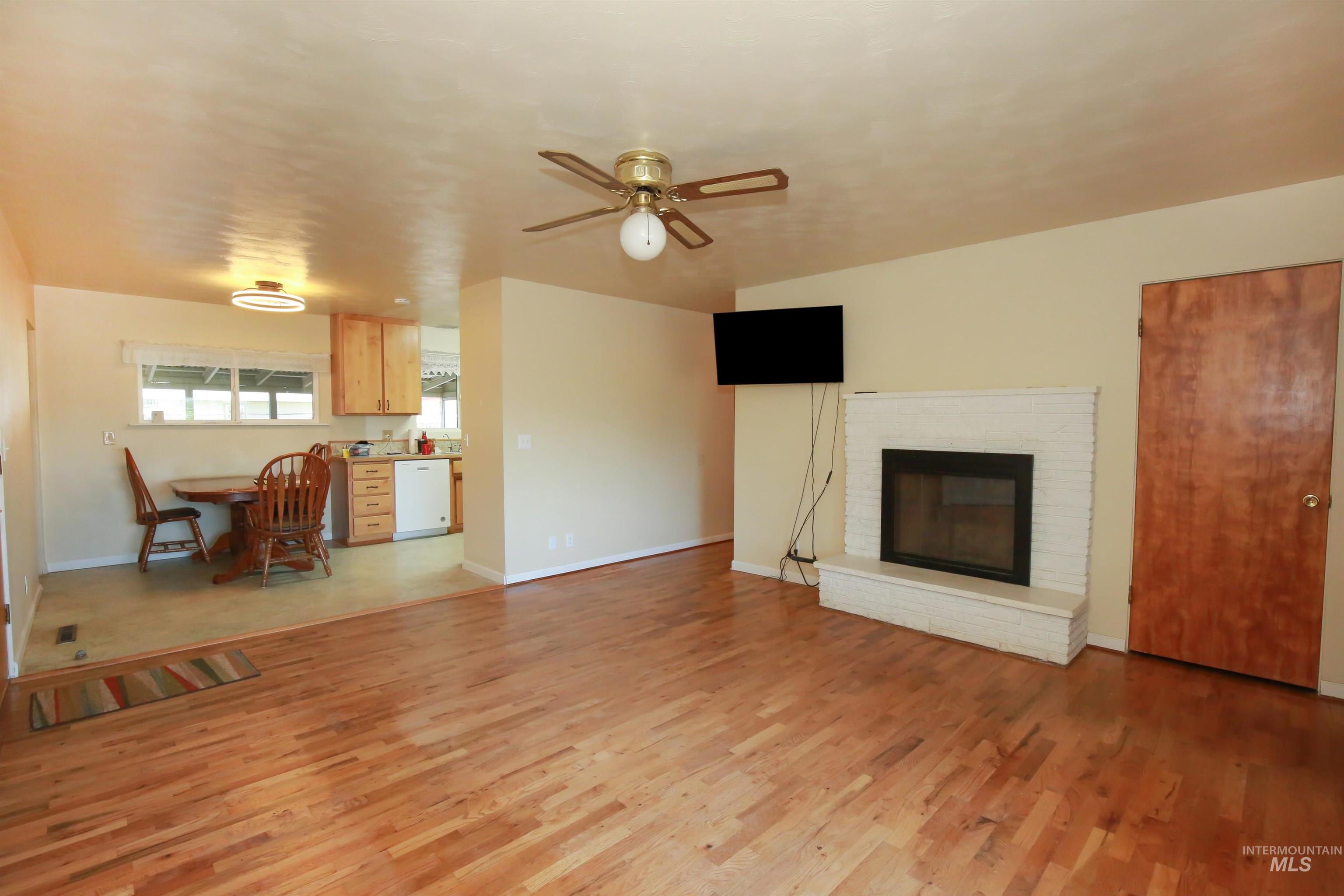 240 Park Drive, Weiser, Idaho 83672, 3 Bedrooms, 1 Bathroom, Residential For Sale, Price $325,000, 98986588