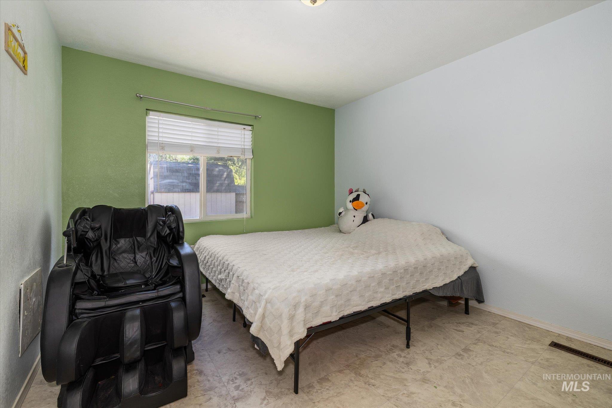 304 Maple St, Nampa, Idaho 83686, 3 Bedrooms, 2 Bathrooms, Residential For Sale, Price $334,900, 98986590